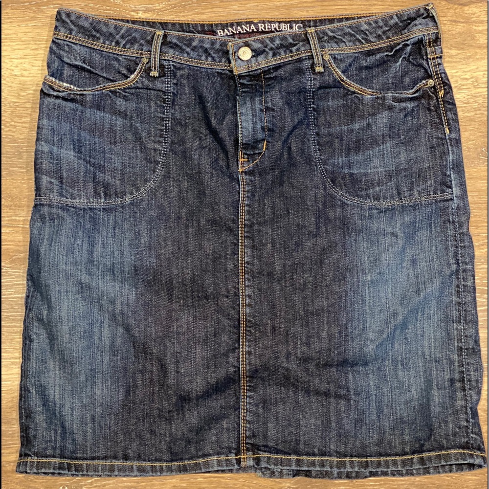 Banana Republic Denim Skirt